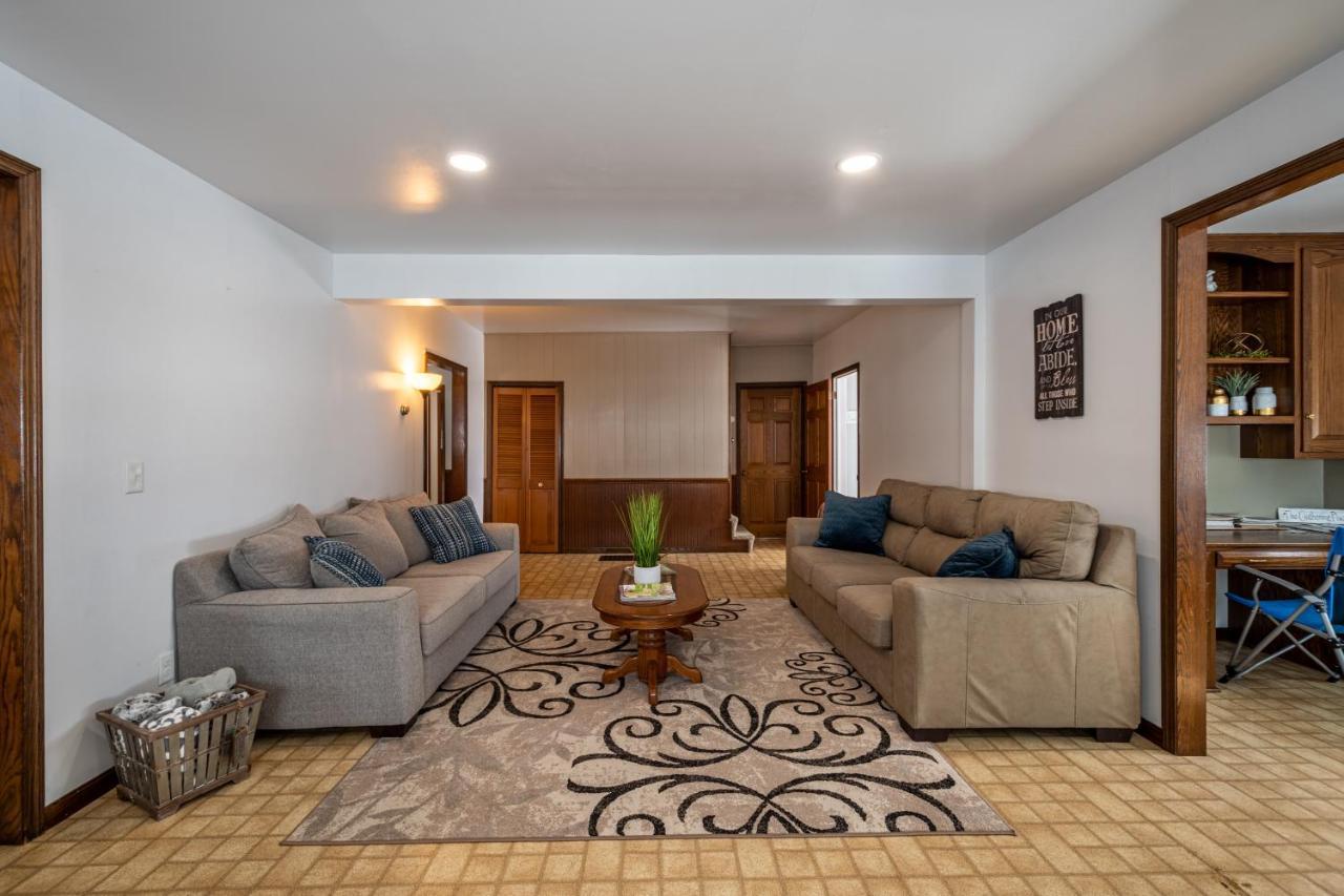 Weaver Ridge Manor Villa Millersburg Buitenkant foto